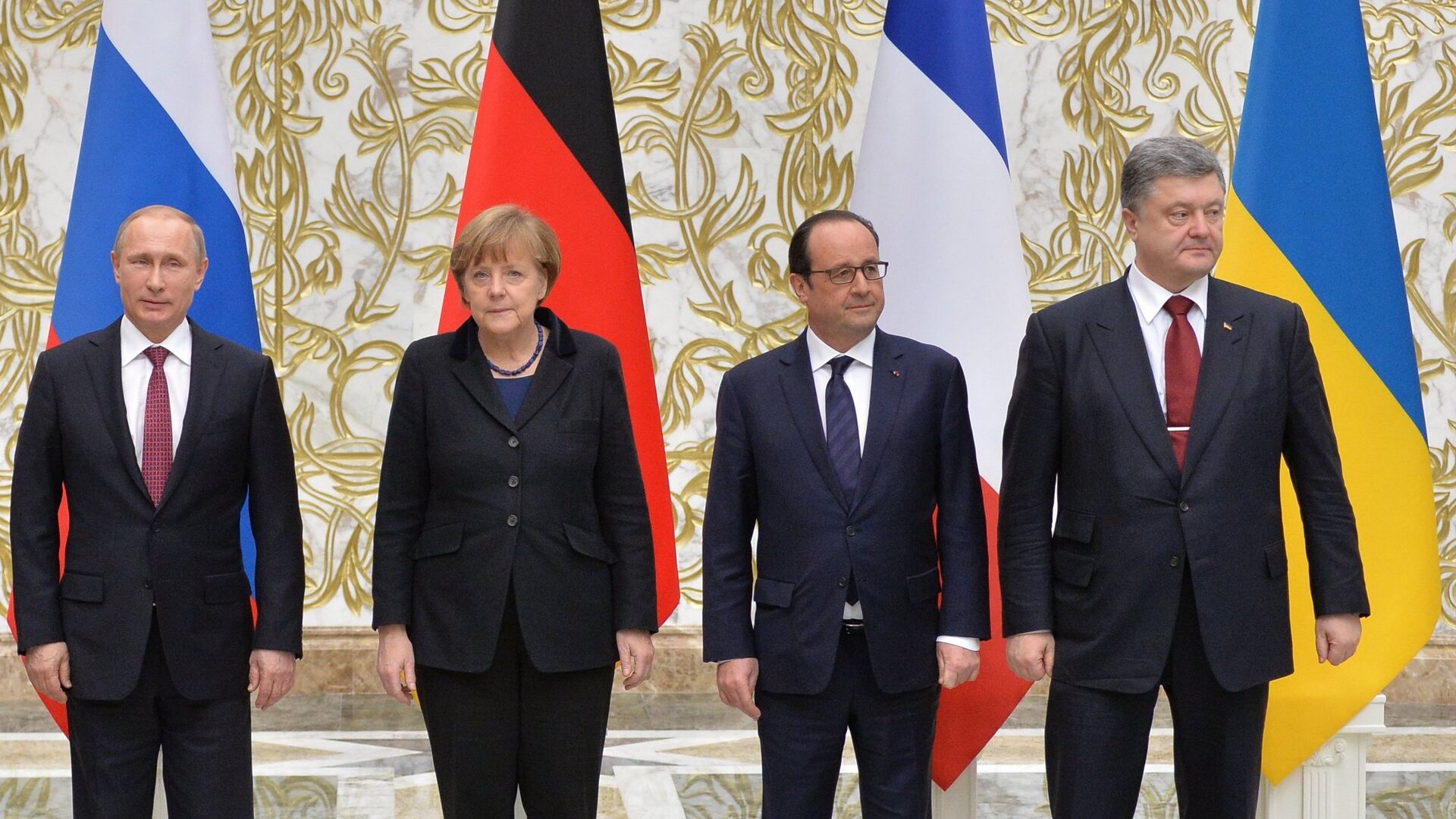 Переговоры лидеров России, Германии, Франции и Украины в Минске - РИА Новости, 1920, 12.02.2024