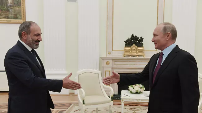 Президент РФ Владимир Путин встретился с премьер-министром Армении Николом Пашиняном. Архивное фото