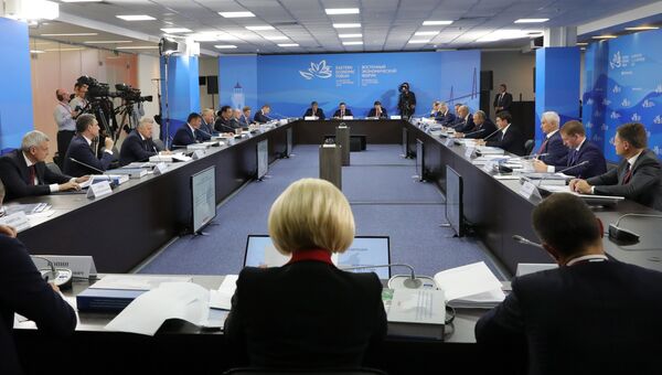 Владимир Путин проводит во Владивостоке заседание президиума Государственного совета по вопросам развития Дальнего Востока. 10 сентября 2018