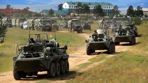 Российские военные приступили к крупнейшим учениям последних 40 лет Российские военные приступили к крупнейшим учениям последних 40 лет