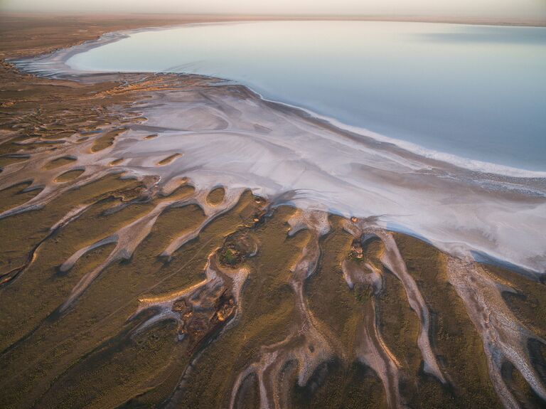 Соляное озеро Эльтон