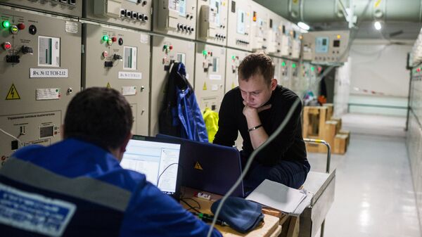 Инженеры на строительстве Таврической (Симферопольской) ТЭС в Крыму. Архивное фото