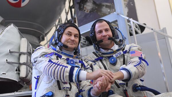 Члены основного экипажа МКС-57/58: космонавт  Роскосмоса Алексей Овчинин и астронавт НАСА Ник Хейг в Центре подготовки космонавтов имени Юрия Гагарина. 14 сентября 2018