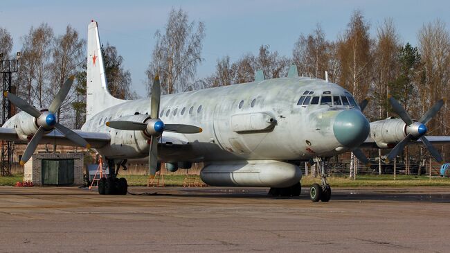 Самолет Ил-20. Архивное фото