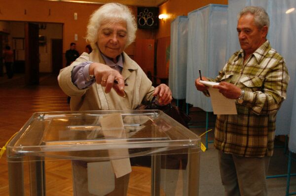 Выборы на Украине пройдут в соответствии с новым законом - Фесенко