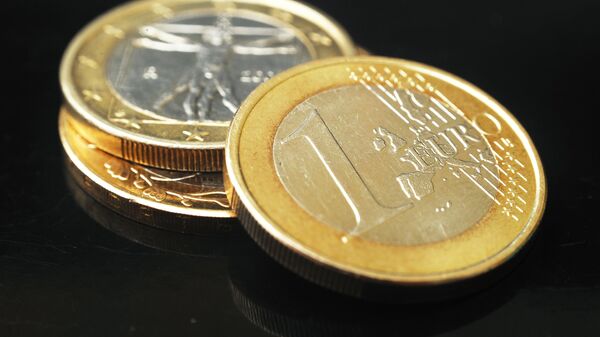 Монеты евро. Архивное фото