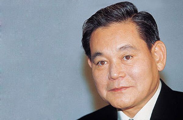 Бывший глава Samsung Group Ли Гым Хи