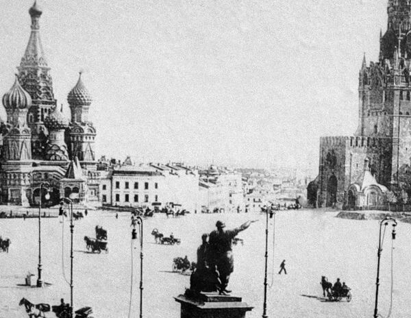 Первое электрическое освещение Красной площади Первое электрическое освещение Красной площади