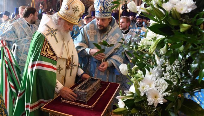 Патриарх Московский и всея Руси Кирилл на церемонии встречи мощей святителя Спиридона Тримифунтского. Архивное фото