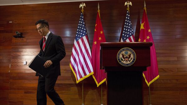 Посол США в Китае Гэри Фэй Лок