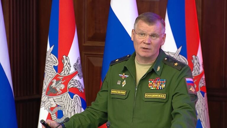 Минобороны РФ обвинило ВВС Израиля в гибели Ил-20. Кадры брифинга Минобороны РФ обвинило ВВС Израиля в гибели Ил-20. Кадры брифинга