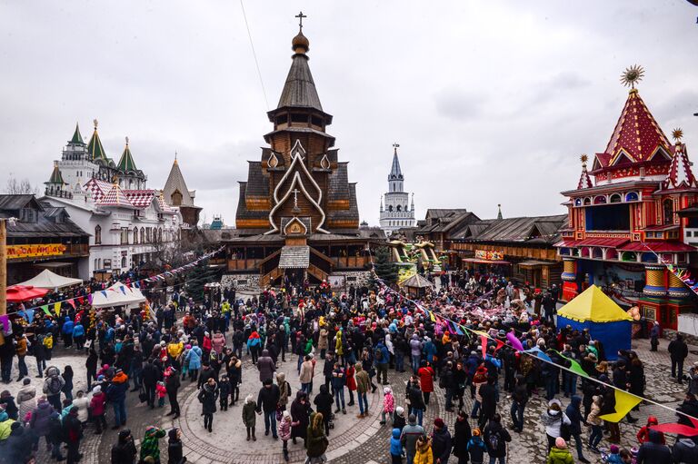 Масленичные гуляния в Москве