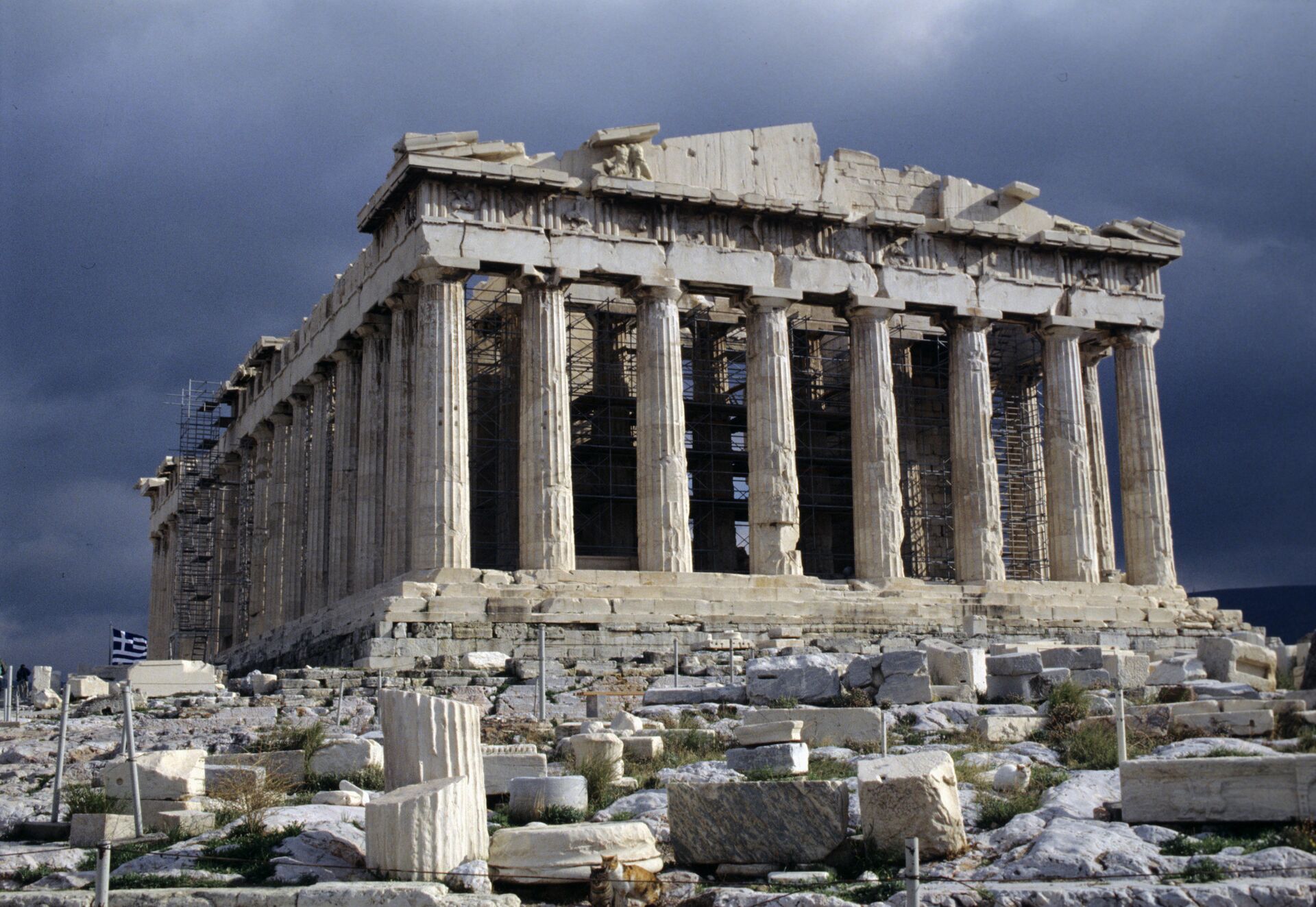Парфенон - памятник античной архитектуры, расположенный на афинском Акрополе - РИА Новости, 1920, 11.09.2020