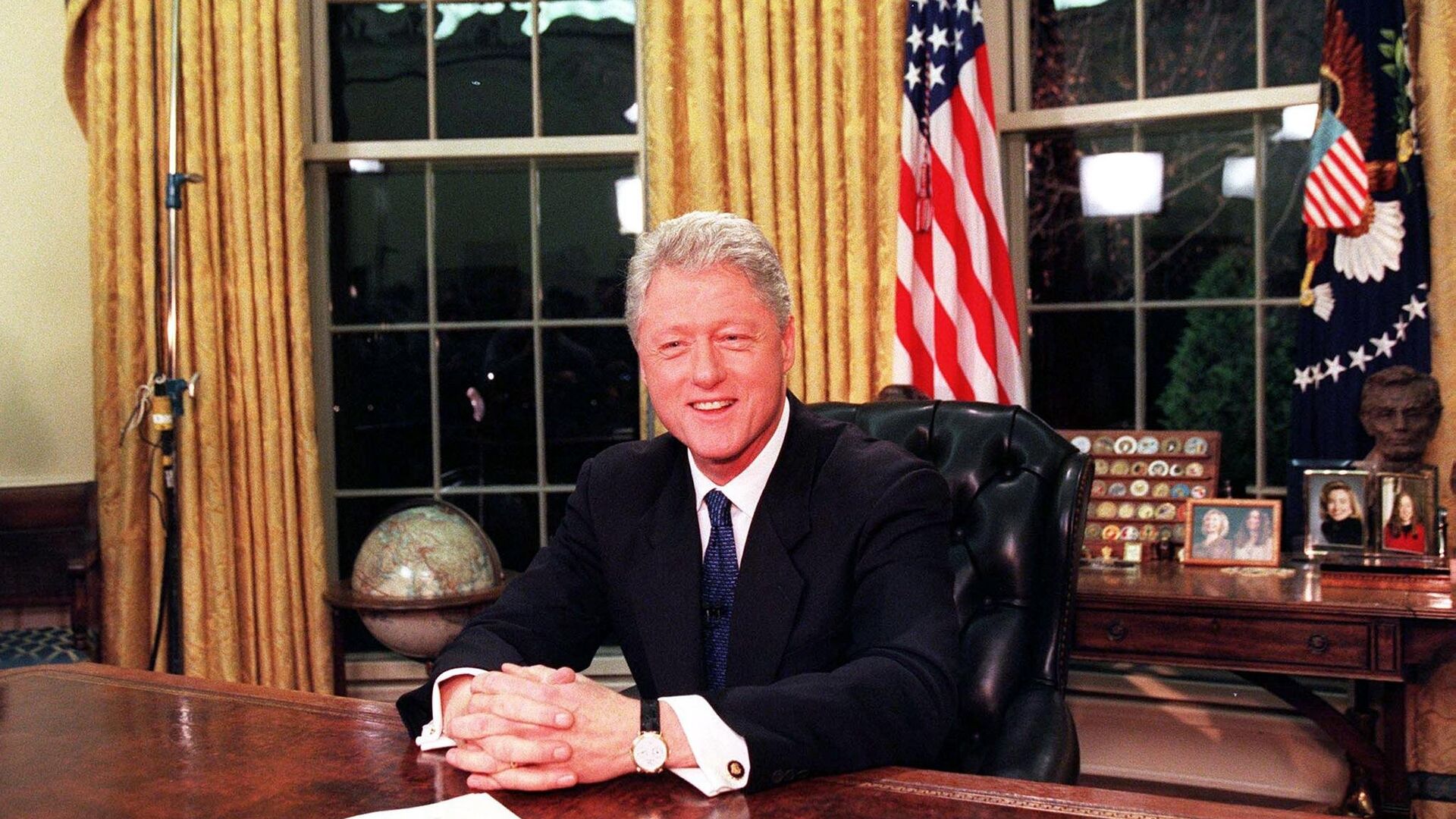 Президент США Билл Клинтон в Белом доме, Вашингтон. 18 января 2001 года  - РИА Новости, 1920, 15.08.2019