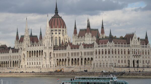 Здание парламента в Будапеште, Венгрия. Архивное фото