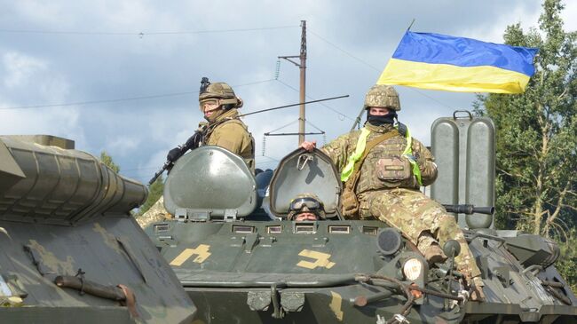 Военнослужащие вооруженных сил Украины. Архивное фото