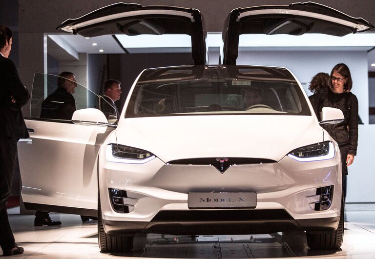 Презентация новой модели TESLA Model X