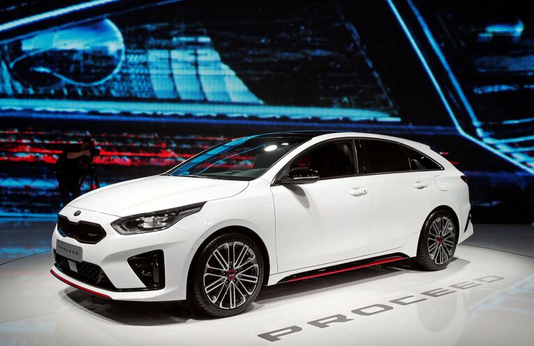 Презентация новой модели KIA Proceed