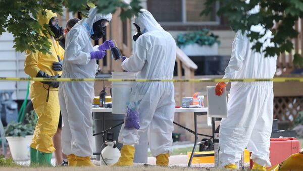 Операция ФБР и полиции по изъятию опасных химических веществ в городе Логан, штат Юта, США. 3 октября 2018