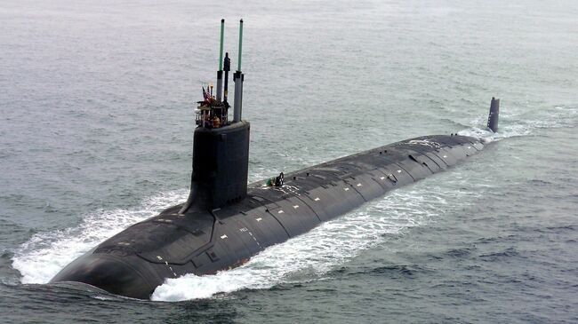 Первая подводная лодка США класса Вирджиния USS Virginia (SSN-774)