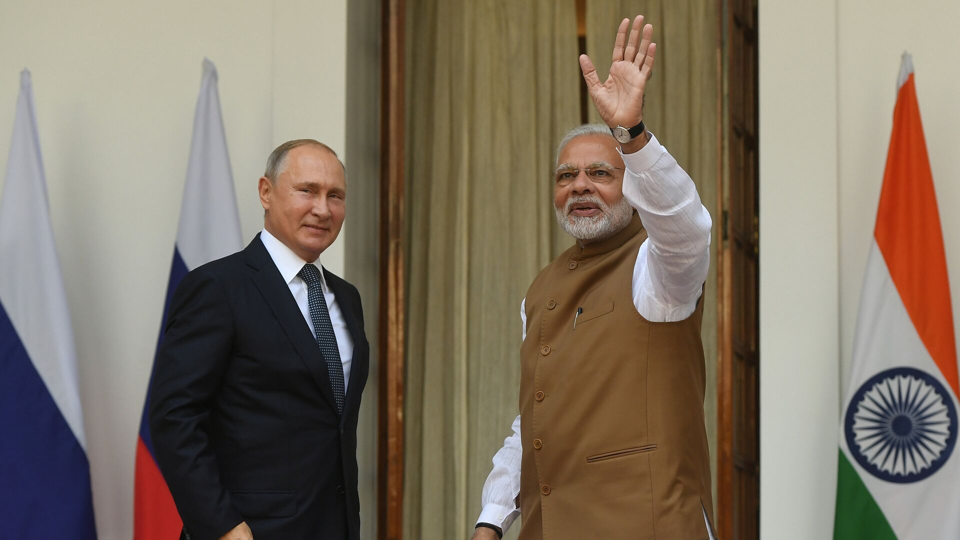 Президент России Владимир Путин и премьер-министр Республики Индия Нарендра Моди - РИА Новости, 1920, 22.06.2022