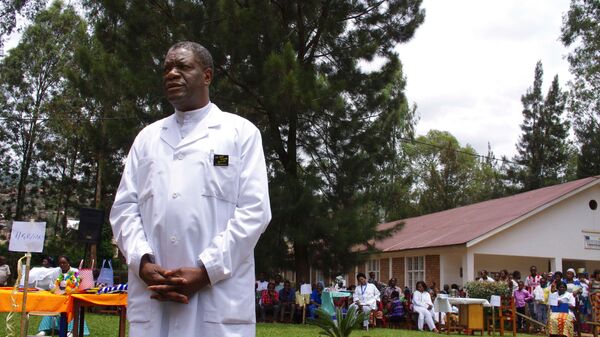 Гинеколог Денис Мукенгере Муквеге в больнице на окраине Букаву в Конго. Архивное фото