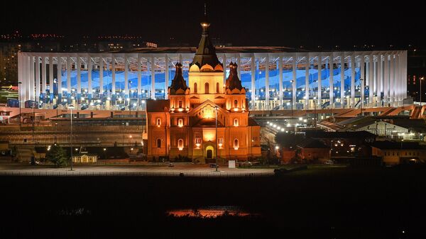 Вид на стадион Нижний Новгород и собор Александра Невского