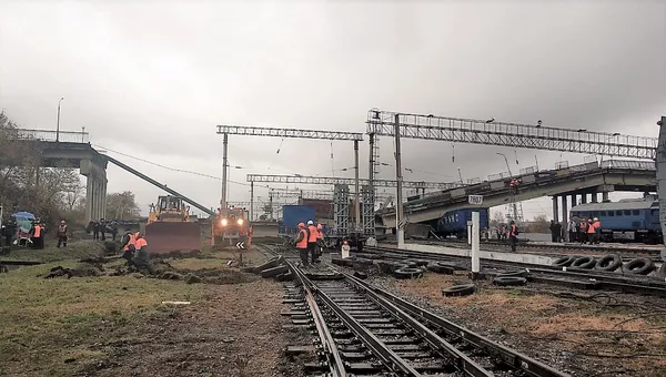 Обрушение моста на ж/д пути в Амурской области