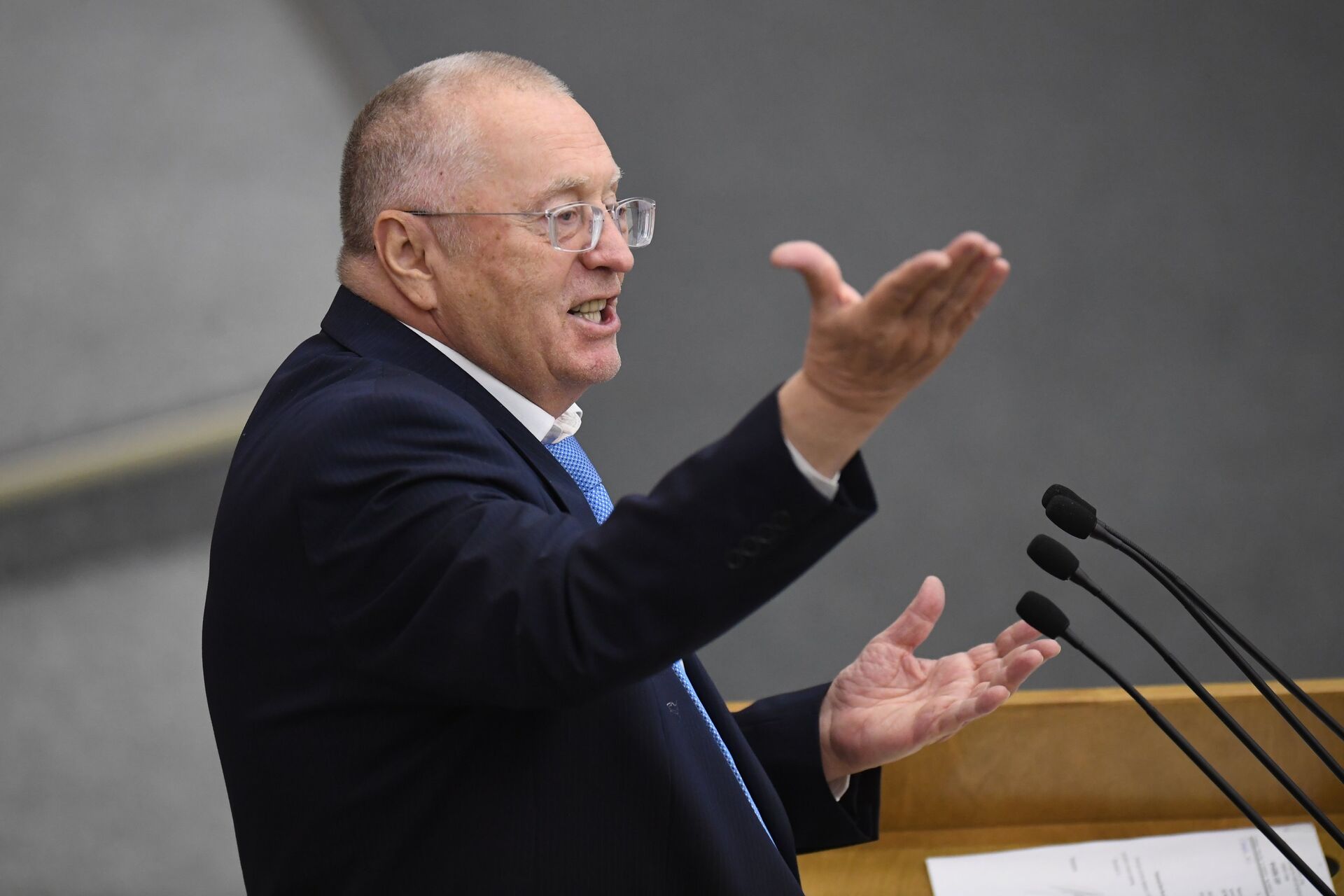 Руководитель фракции ЛДПР в Государственной думе РФ Владимир Жириновский выступает на пленарном заседании Государственной Думы РФ. 10 октября 2018 - РИА Новости, 1920, 29.10.2025