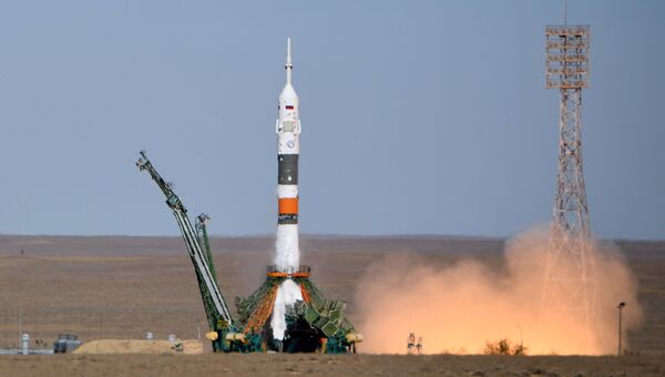 Старт ракеты-носителя Союз-ФГ с пилотируемым кораблем Союз МС-10. 11 октября 2018
