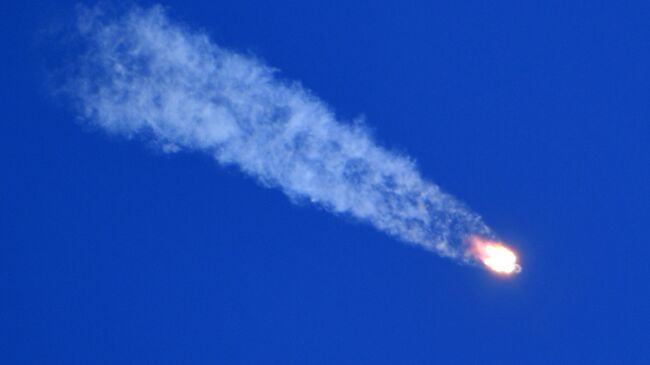 Ракета-носитель Союз-ФГ с пилотируемым кораблем Союз МС-10 после старта с космодрома Байконур. Архивное фото