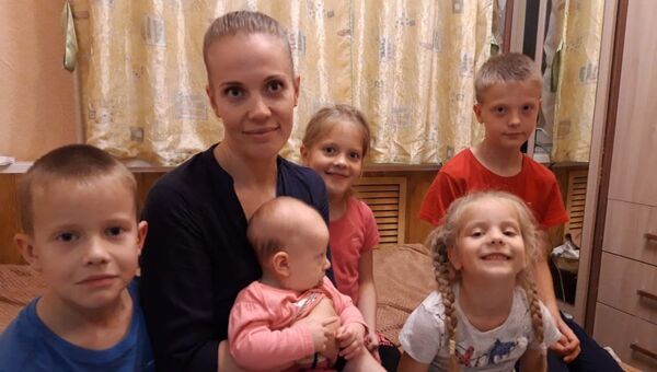 Ольга Розенко с детьми