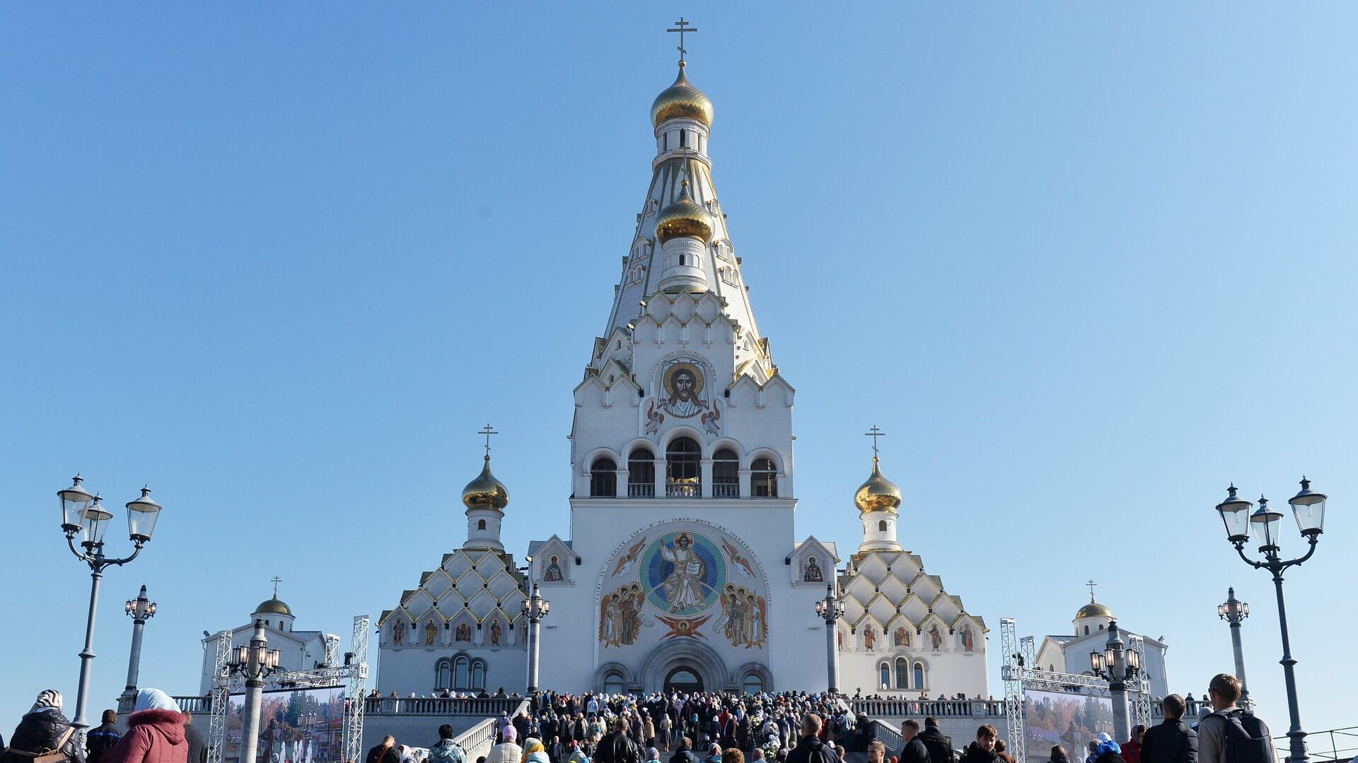 Минский храм-памятника во имя Всех святых и в память о жертвах, спасению Отечества нашего послуживших (Всехсвятская церковь). 14 октября 2018 - РИА Новости, 1920, 27.08.2020