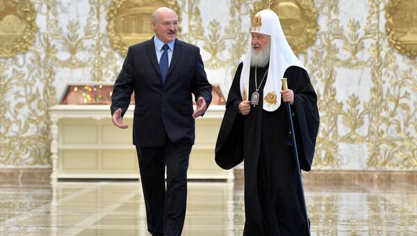 Президент Белоруссии Александр Лукашенко и патриарх Московский и всея Руси Кирилл во время встречи в Минске. 15 октября 2018