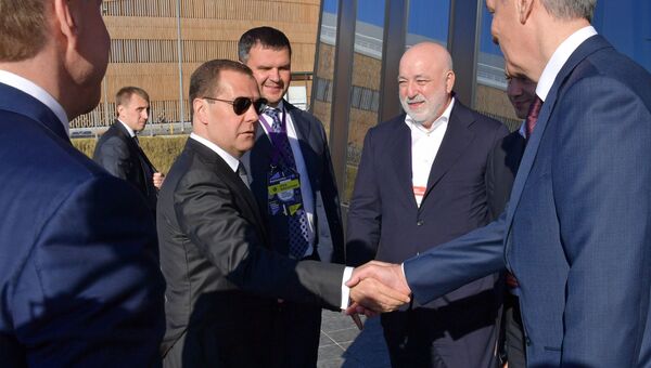 Дмитрий Медведев во время посещения Московского международного форума Открытые инновации. 16 октября 2018