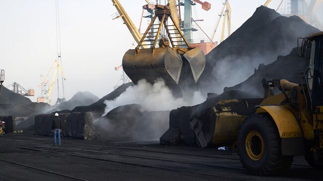 В Раде заявили о приостановке добычи угля из-за поврежденных энергоблоков