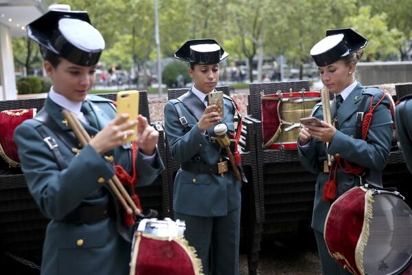 Испанская гражданская гвардия во время празднования Национального Дня Испании в Мадриде