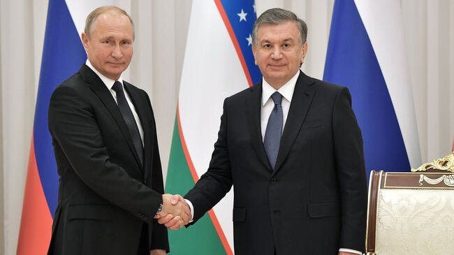 Президент РФ Владимир Путин и президент Узбекистана Шавкат Мирзиеев