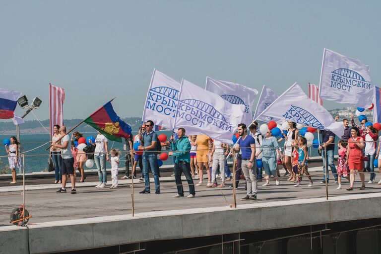 На съемках фильма Крымский мост. Сделано с любовью!