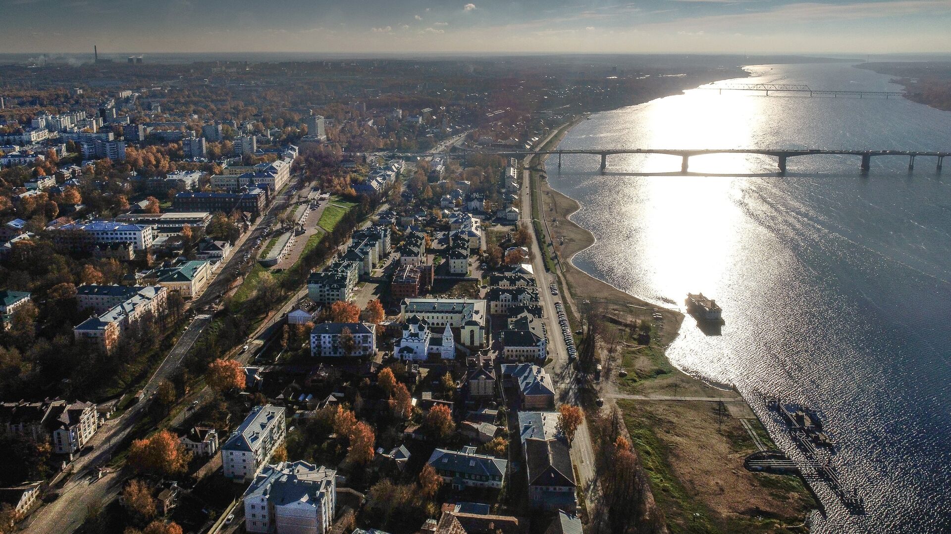 Река Волга в Костроме - РИА Новости, 1920, 08.07.2022