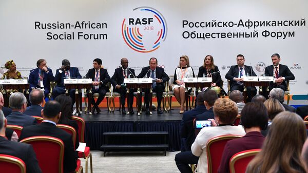  Министр иностранных дел РФ Сергей Лавров выступает на открытии Общественного форума Россия — Африка в Москве. 