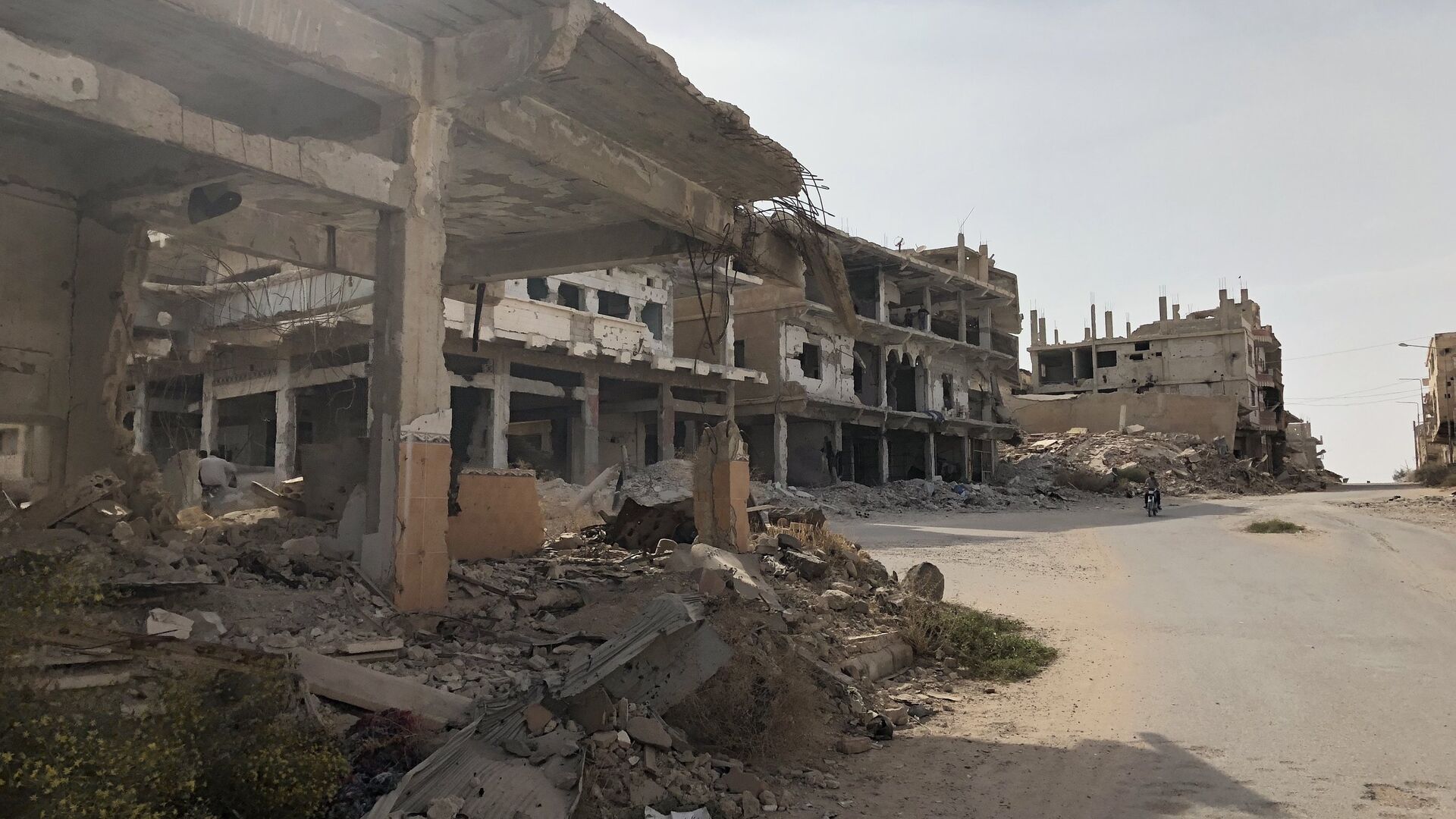 Старая часть города Дераа (Дераа-аль-Баляд), район, где началась сирийская война. 20 октября 2018 - РИА Новости, 1920, 30.07.2021