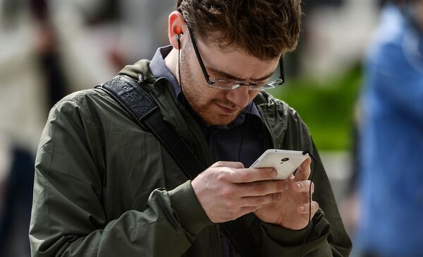 Нужно стараться сохранять баланс между потреблением информации и совершением тех действий, для которых вы ее собирали Нужно стараться сохранять баланс между потреблением информации и совершением тех действий, для которых вы ее собирали