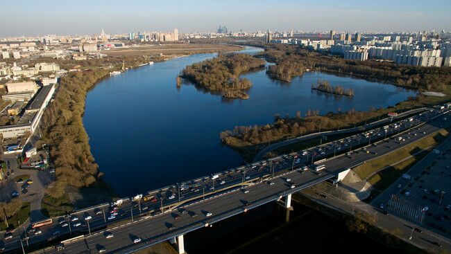 Спасский мост Московской кольцевой автодороги в районе города Красногорск Московской области. Архивное фото