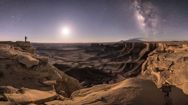 Работа фотографа Brad Goldpaint Transport the Soul. Конкурс Insight Astronomy Photographer of the year 2018