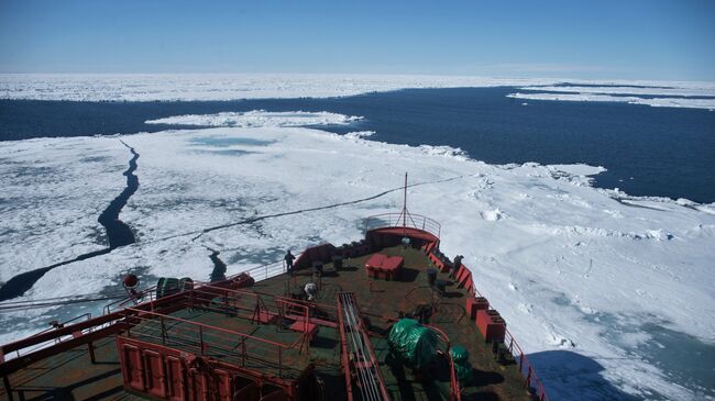 Атомный ледокол Ямал в Карском море. Архивное фото