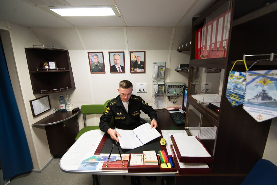 Офицерская каюта на фрегате Адмирал Макаров