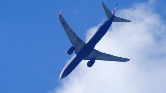 Самолет Boeing 737. Архивное офто