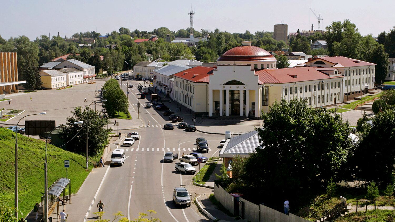 В центре города Волоколамска Московской области. Архивное фото - РИА Новости, 1920, 15.06.2021