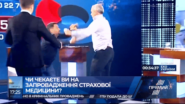 Депутат Рады набросился на оппонента в эфире телеканала